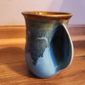Clay In Motion Neher Pottery Right Hand Hand Warmer Blue Brown Mug 2013